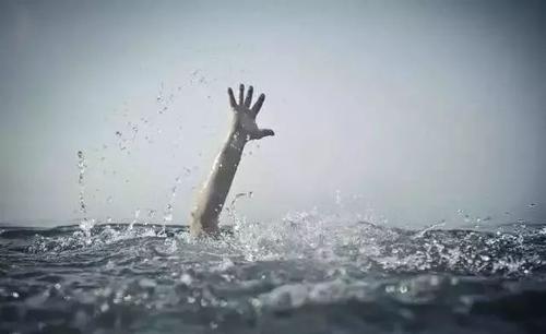 溺水.jpg